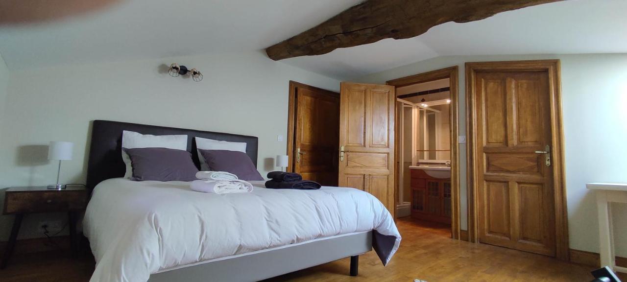 Bed and Breakfast Domaine Les Garrigues Puygaillard-de-Quercy Esterno foto