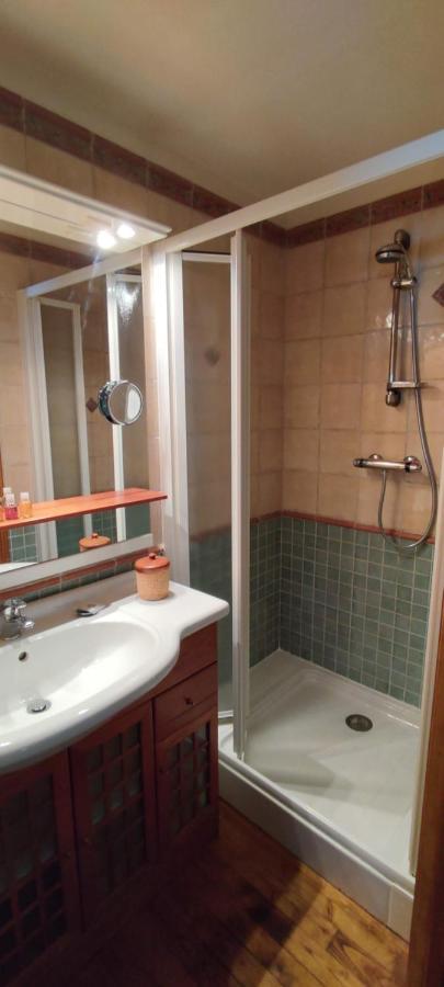 Bed and Breakfast Domaine Les Garrigues Puygaillard-de-Quercy Esterno foto